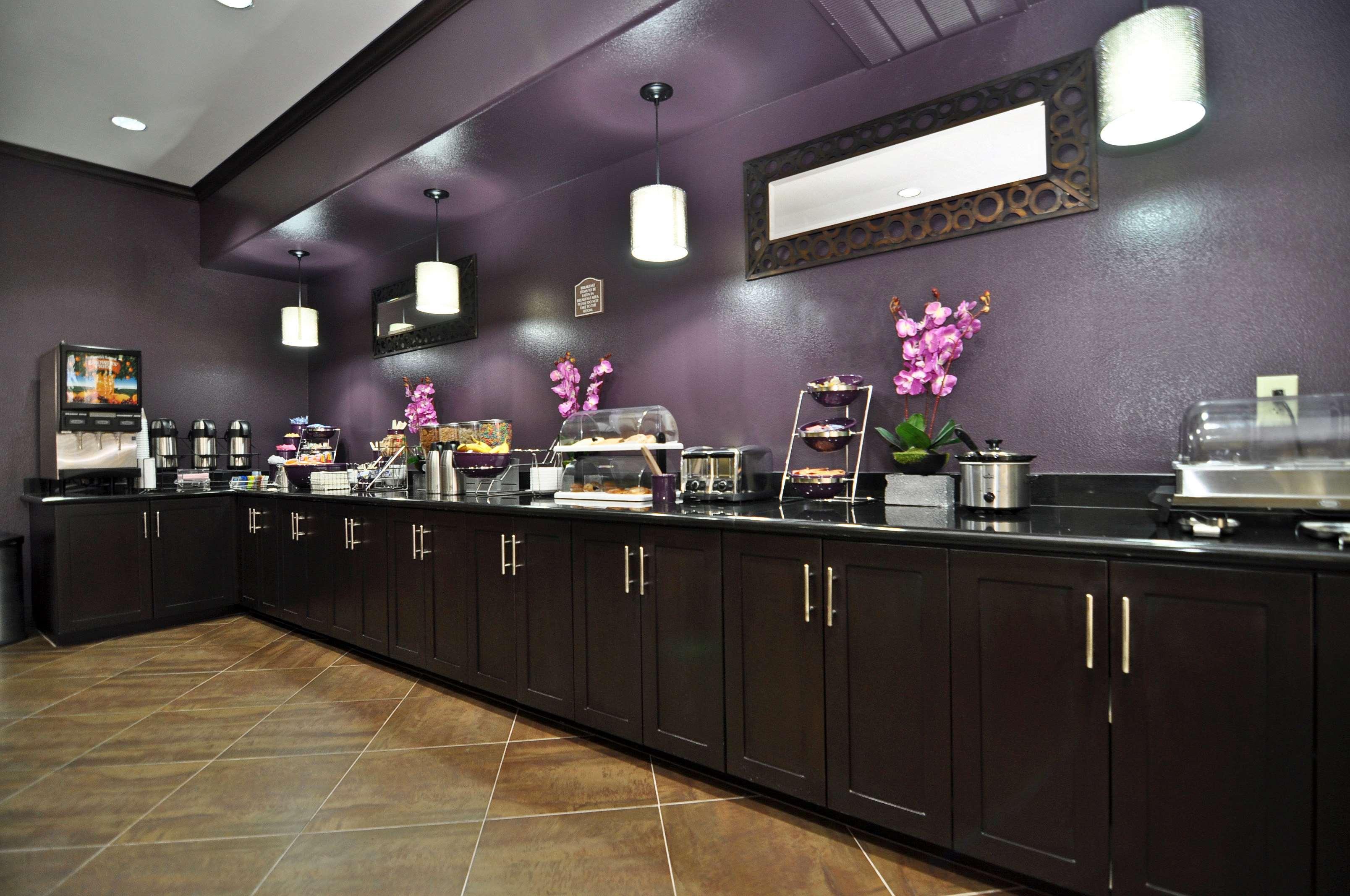 Best Western Giddings Inn & Suites Restoran fotoğraf