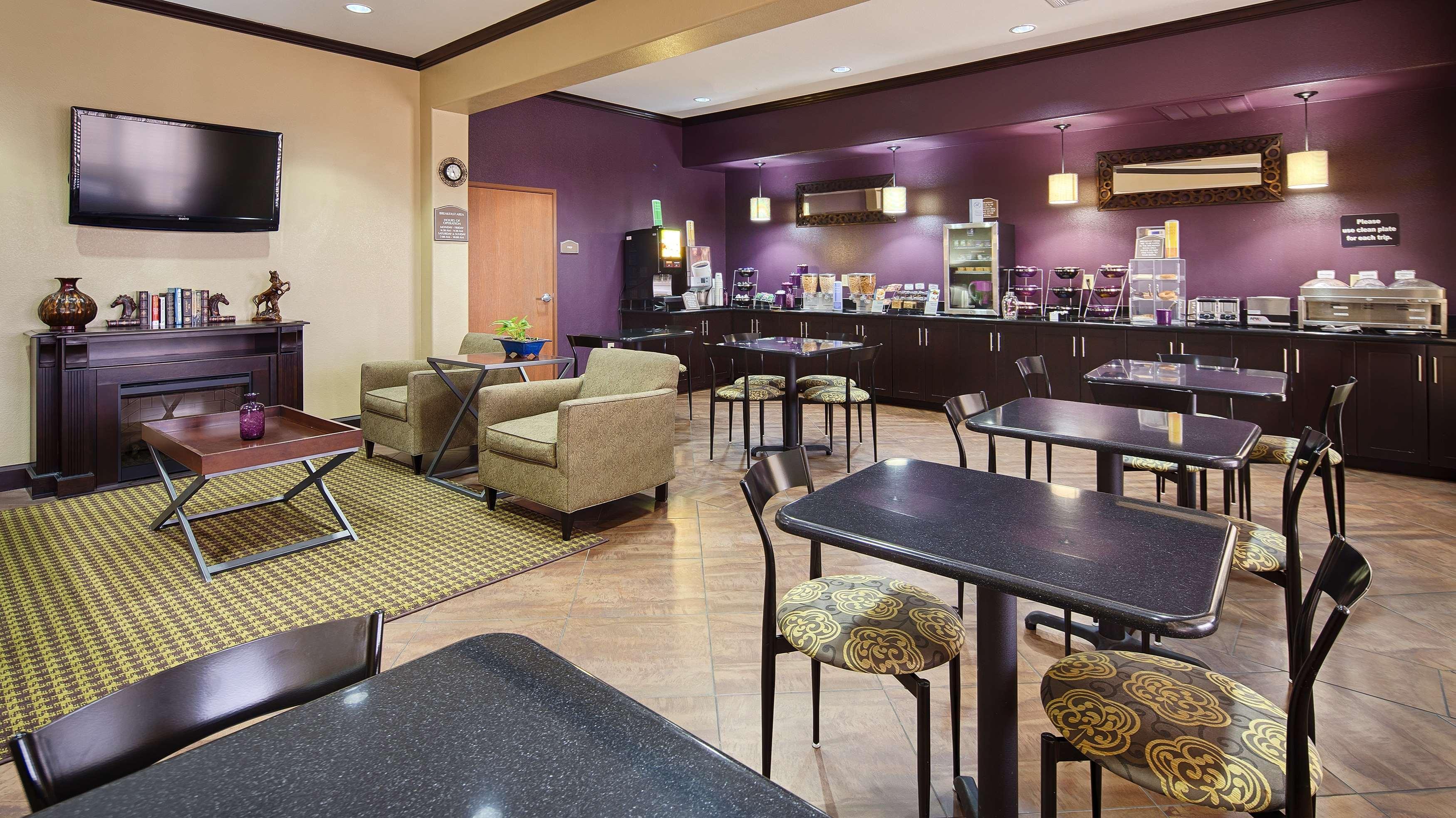 Best Western Giddings Inn & Suites Dış mekan fotoğraf