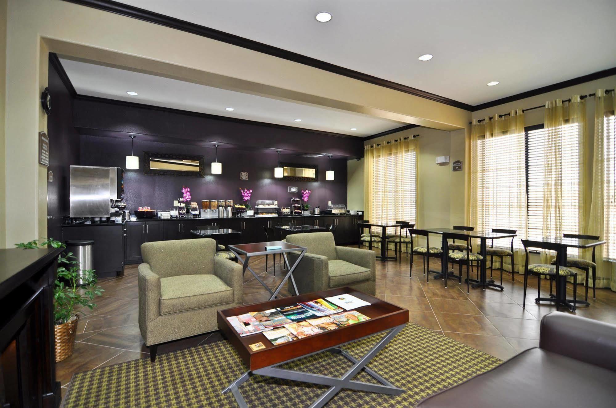 Best Western Giddings Inn & Suites İç mekan fotoğraf